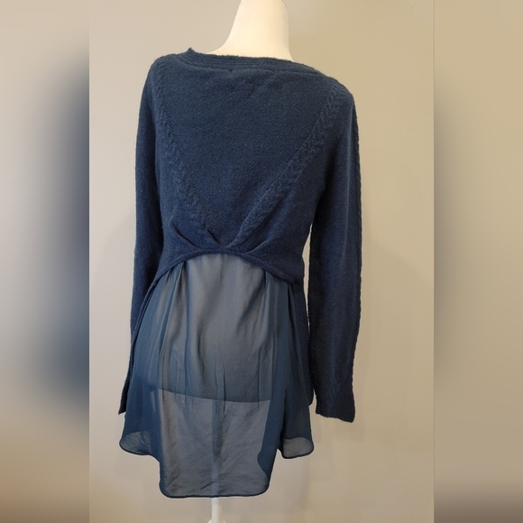 Anthropologie Knitted & Knotted Sweater Size Medium Turquoise color - Picture 6 of 11